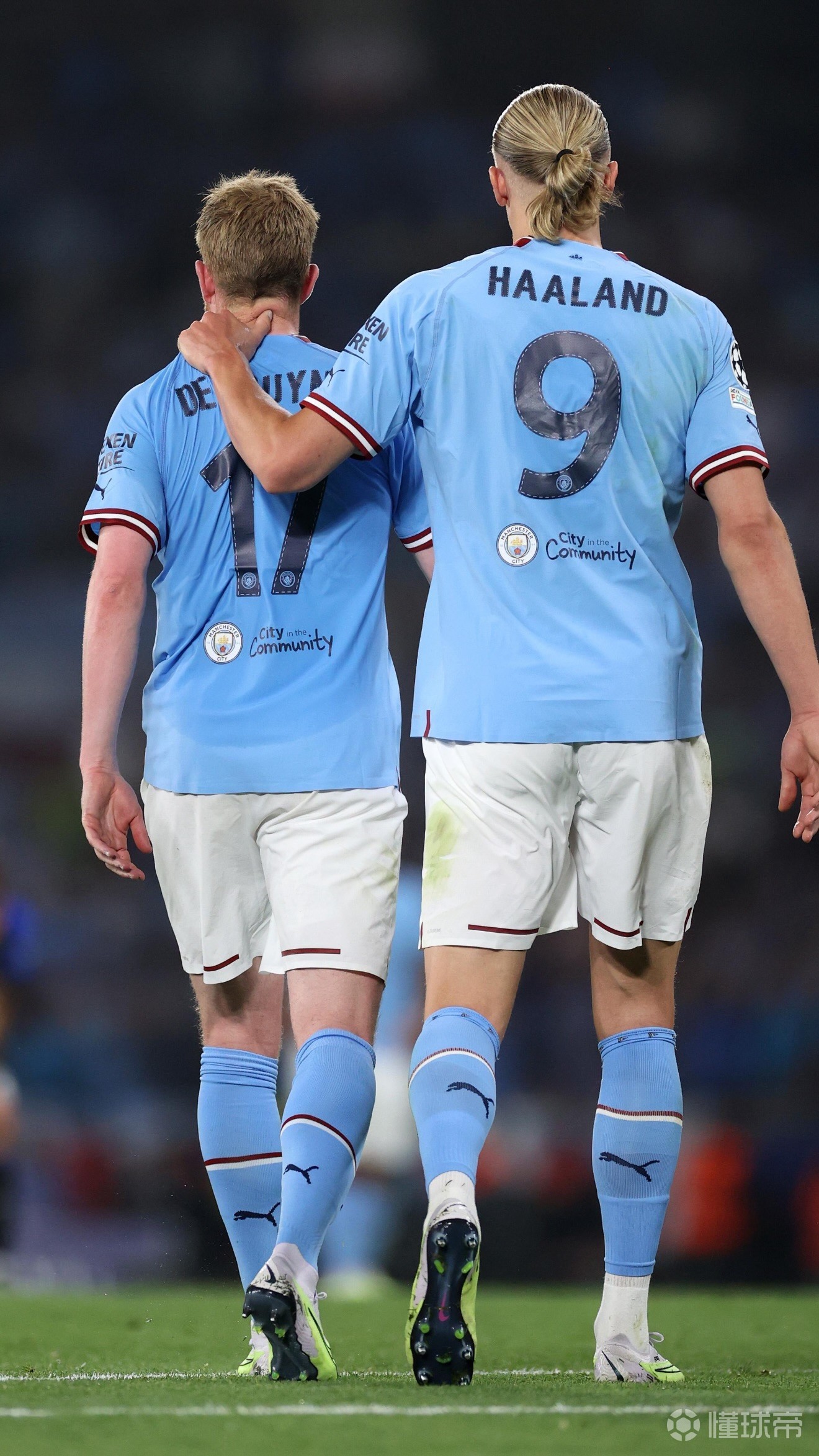 德布劳内连续十五场比赛得分超过锐不可当，切尔西不断突破！